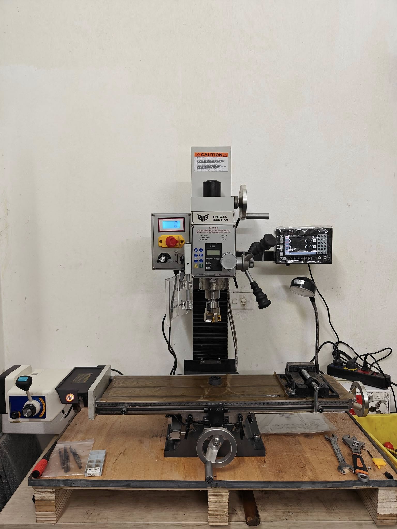 Máy Phay Để Bàn IM25L